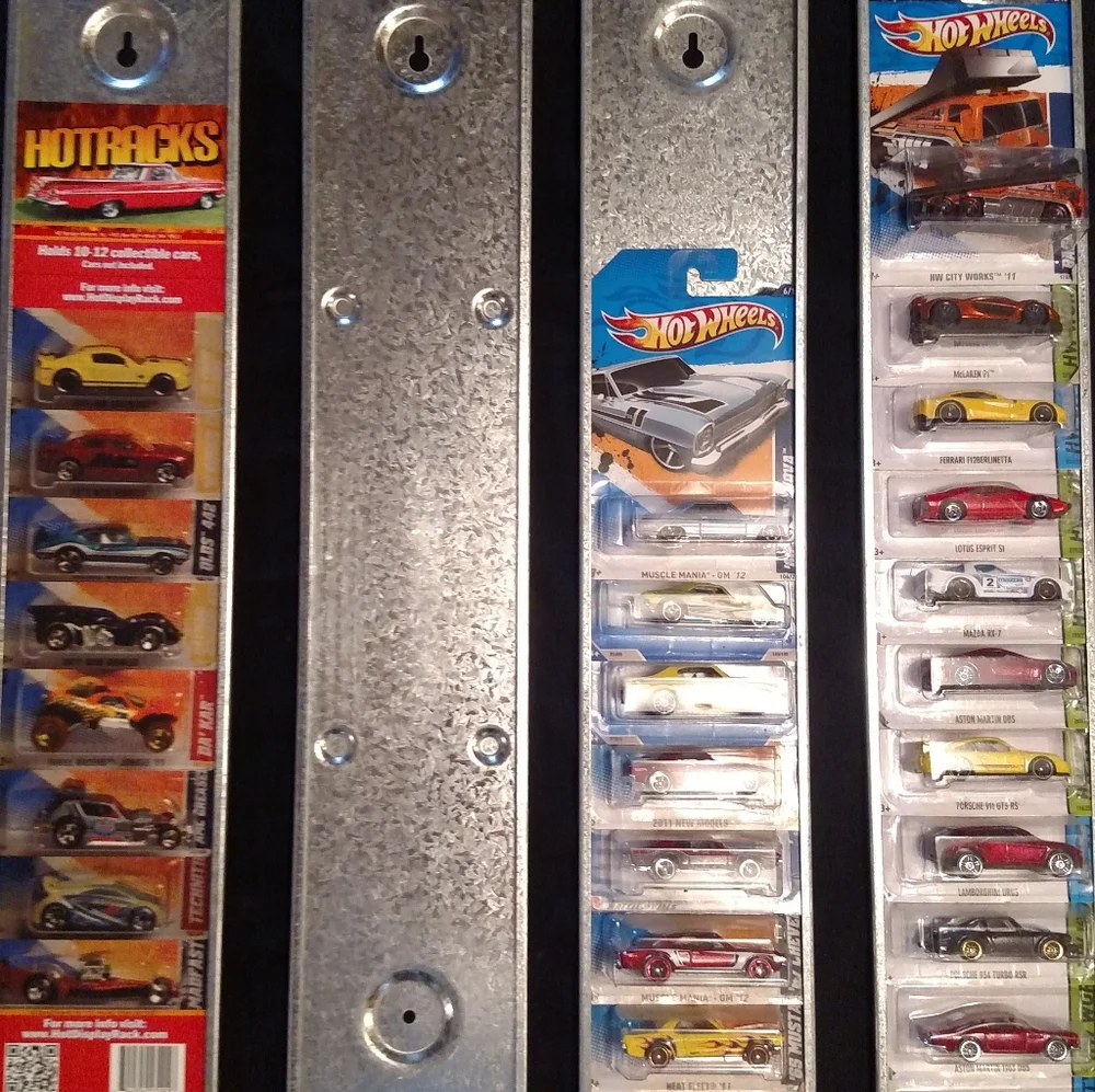 Hot wheels Display Rack - Picture 2 of 3